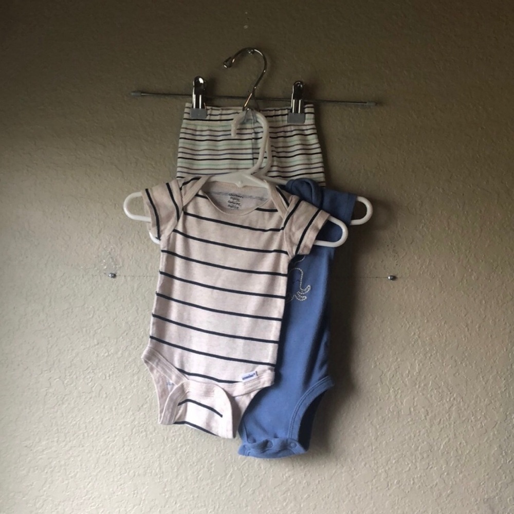 3 Piece Bundle Set of Pants & 2 Short Sleeve Shirts Baby Boy Size 0-3 Months